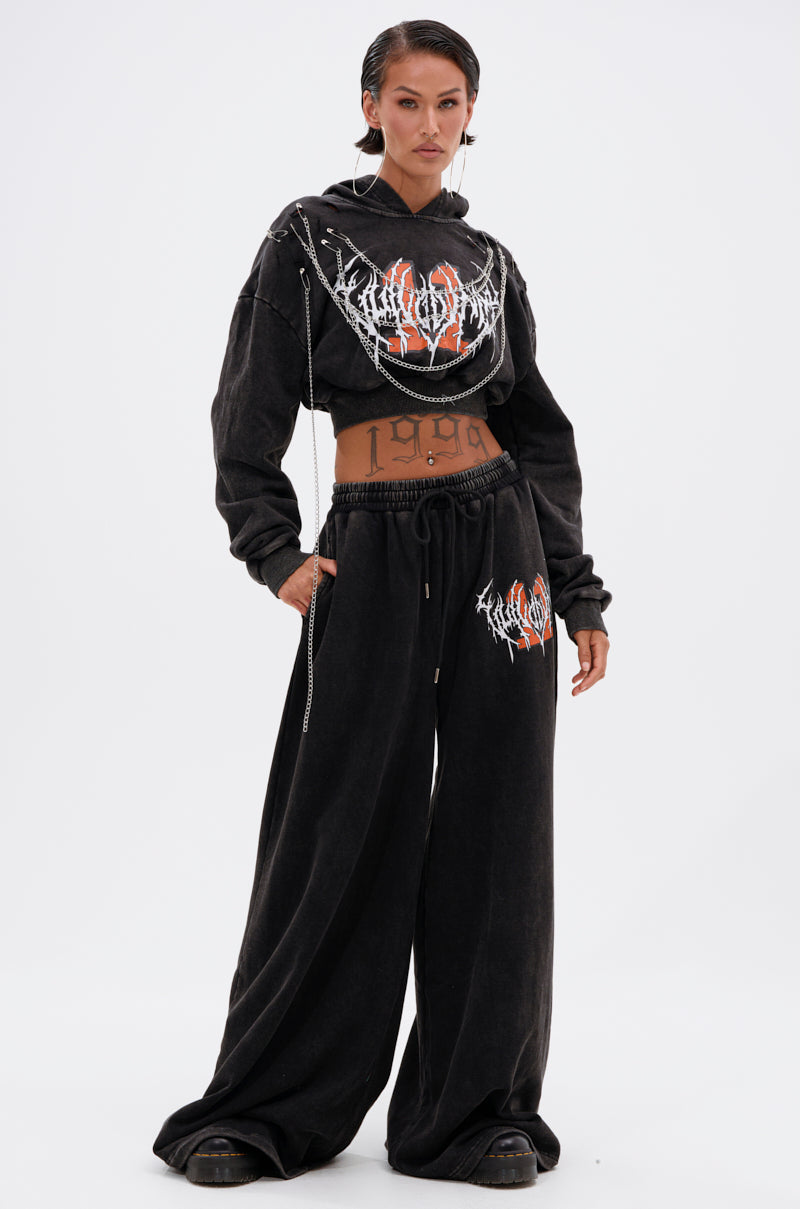 LUCKY ELEVEN CHAIN CROP SWEATSHIRT