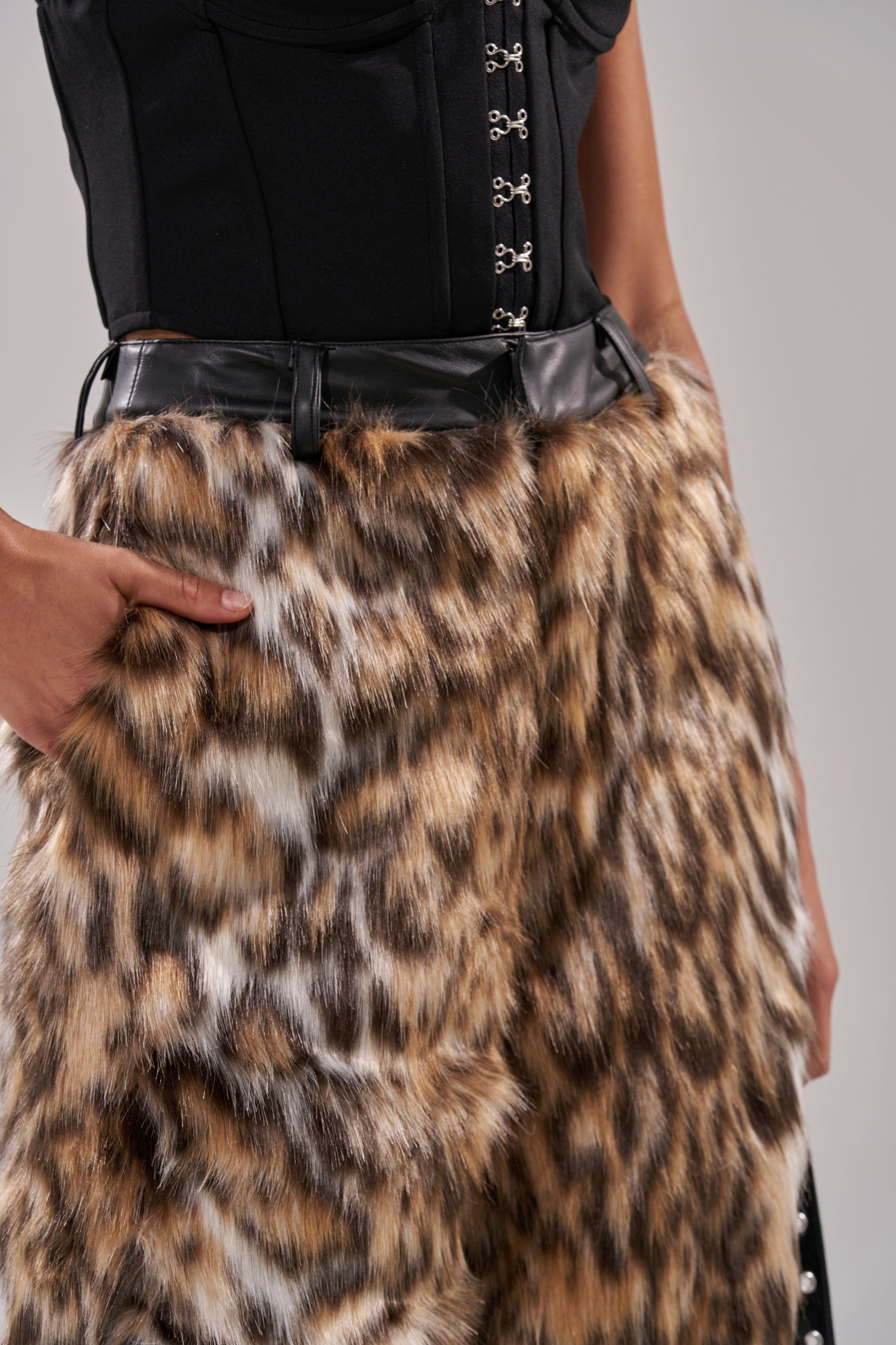 CATCH ME IF YOU CAN LEOPARD FUR TROUSER