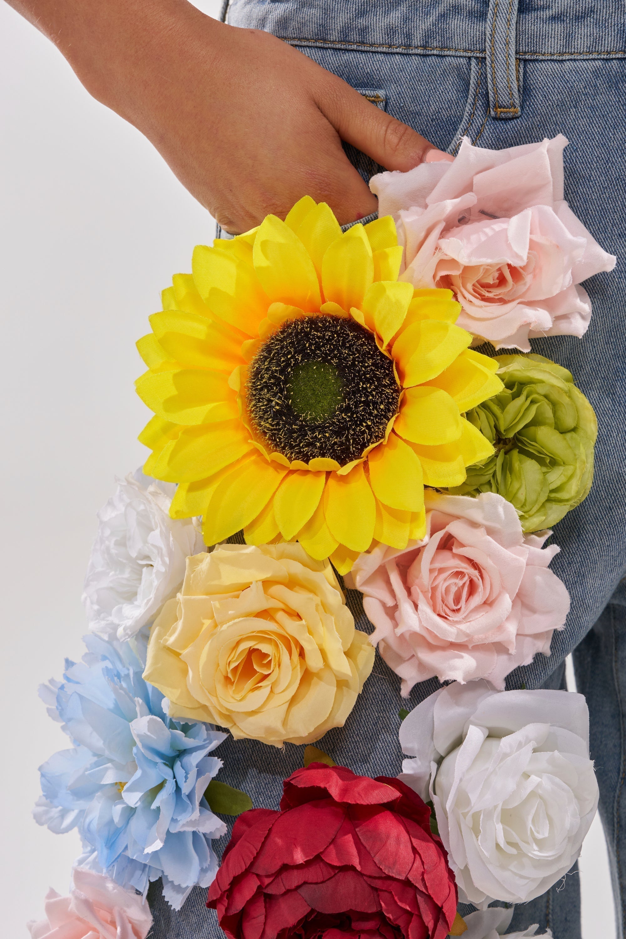 FLOWER POWER BERMUDA SHORT