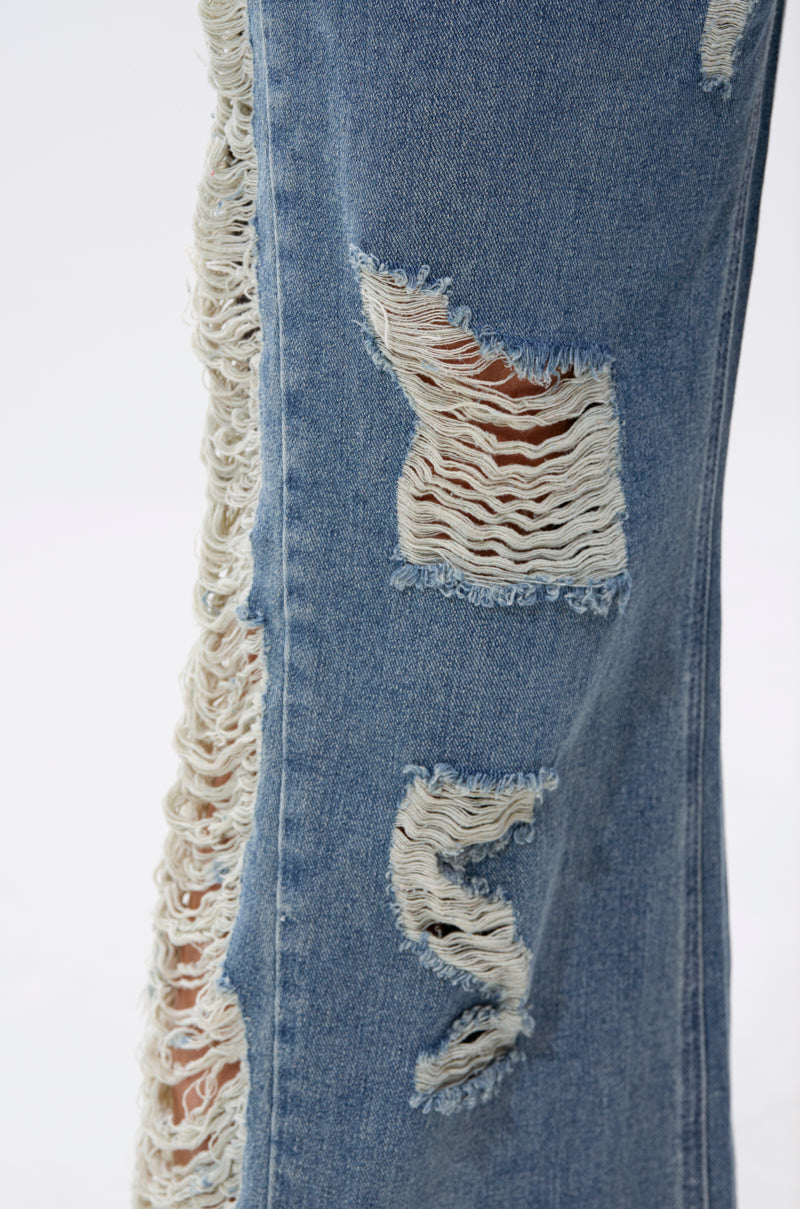 OVER IT DISTRESSED RELAXED DENIM