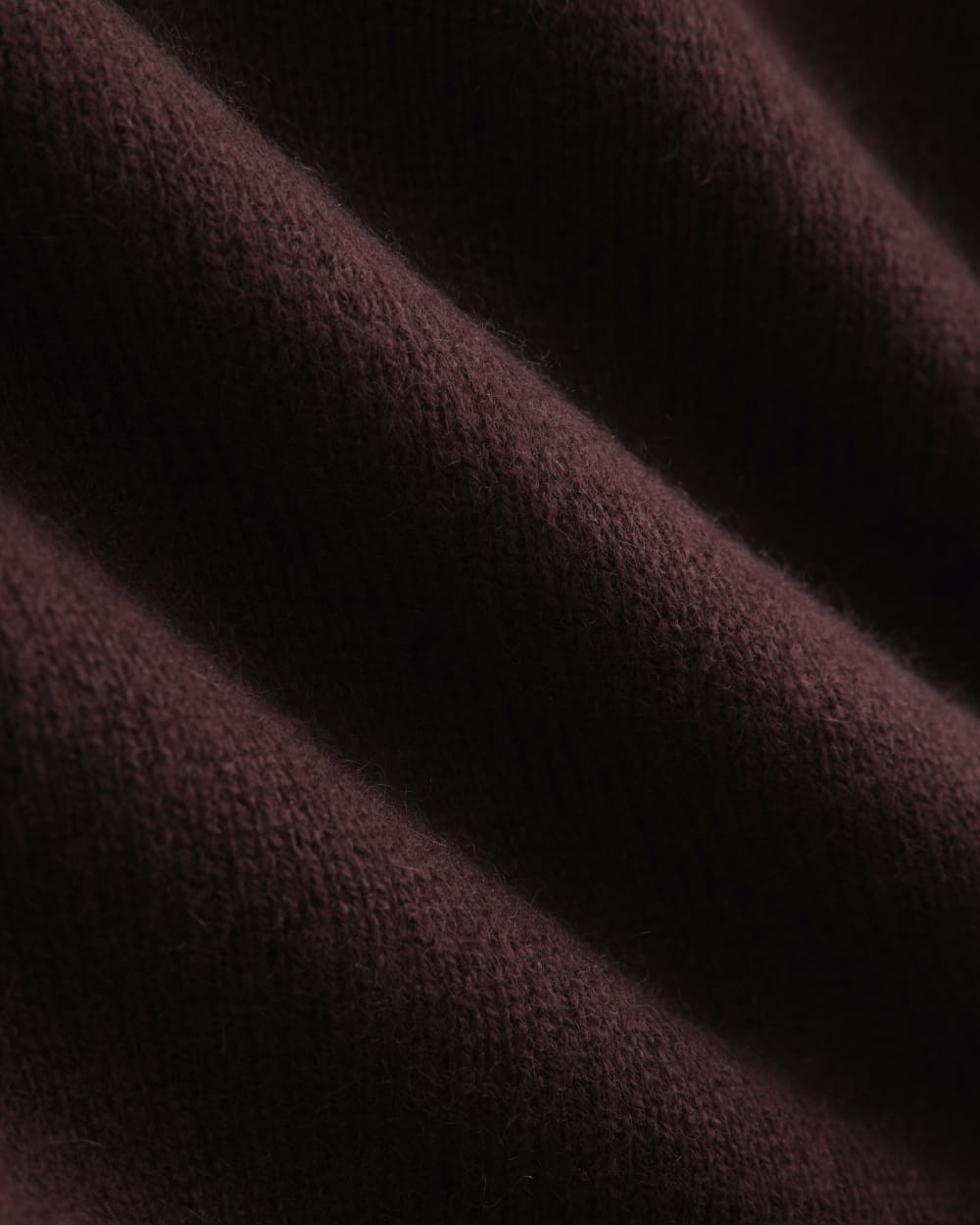Cashmere Slim Crew Sweater | Wine