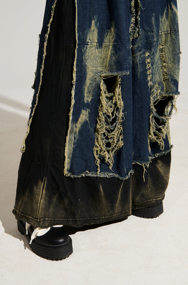 DOWN AND DIRTY DISTRESSED DENIM PANT