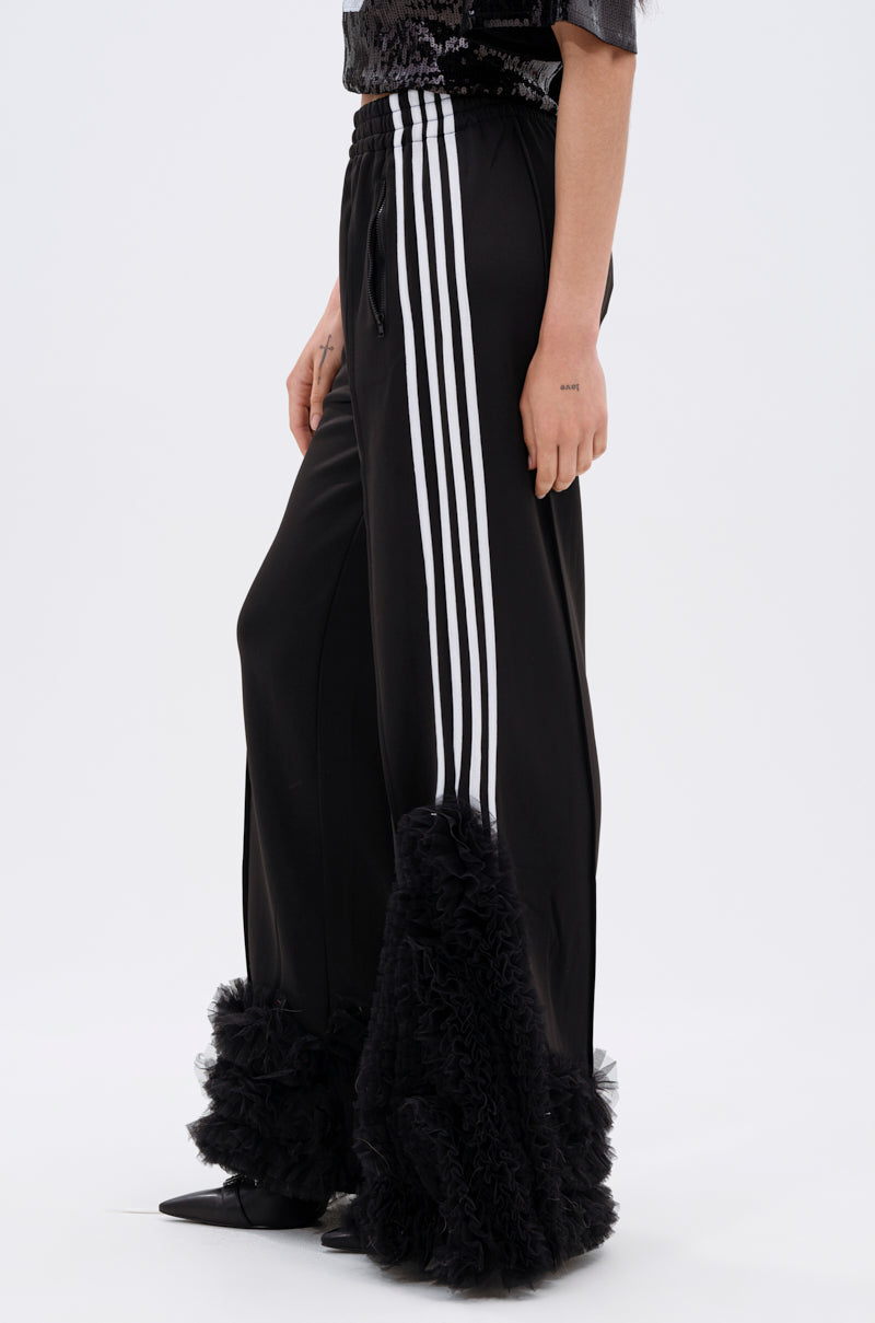 MODERN JAM TRACK PANT WITH TULLE IN BLACK