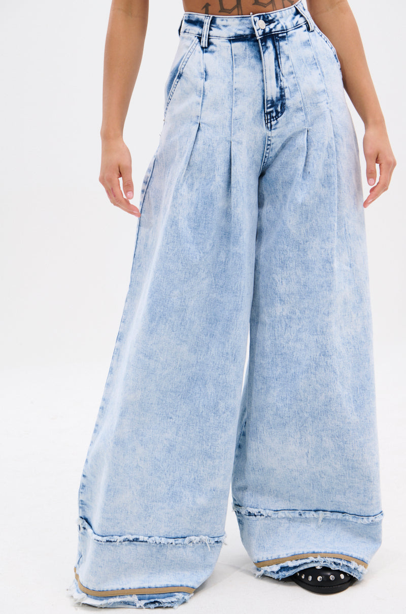 IN CHARGE WIDE LEG DENIM PANT
