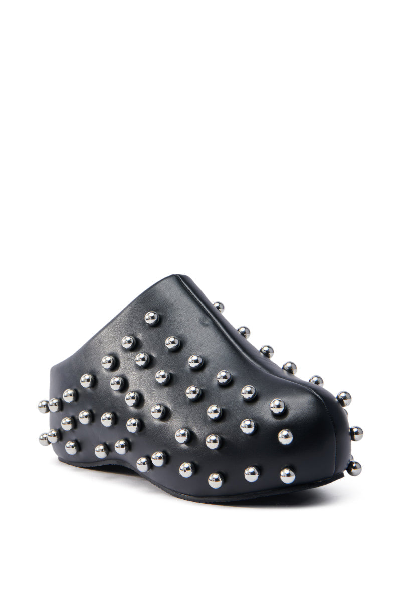 AZALEA WANG DARWIN STUD FLAT CLOG IN BLACK