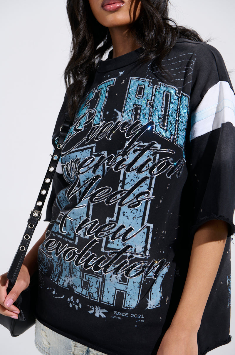 BRIGHT FUTURE OVERSIZED GRAPHIC TEE