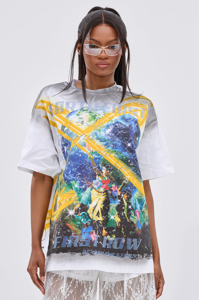 NEW WORLD OVERSIZED GRAPHIC TEE