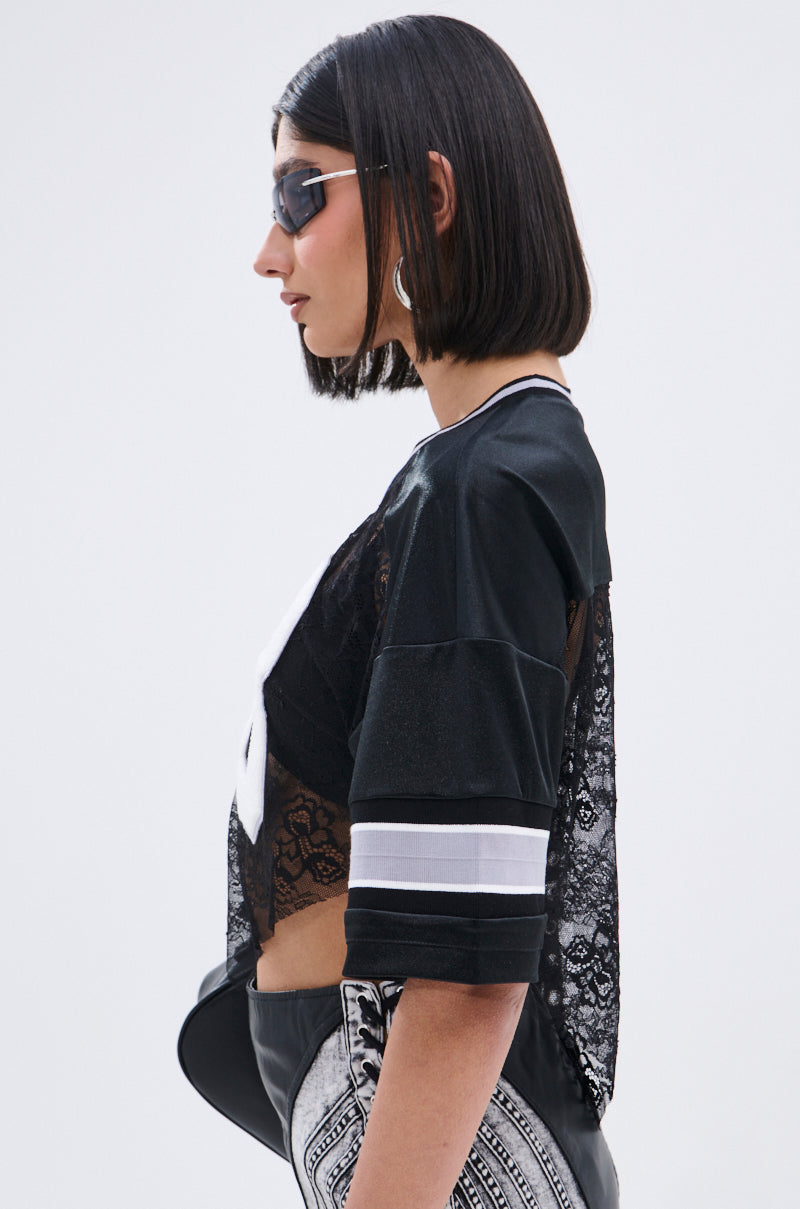 LUCKY LACE JERSEY TOP