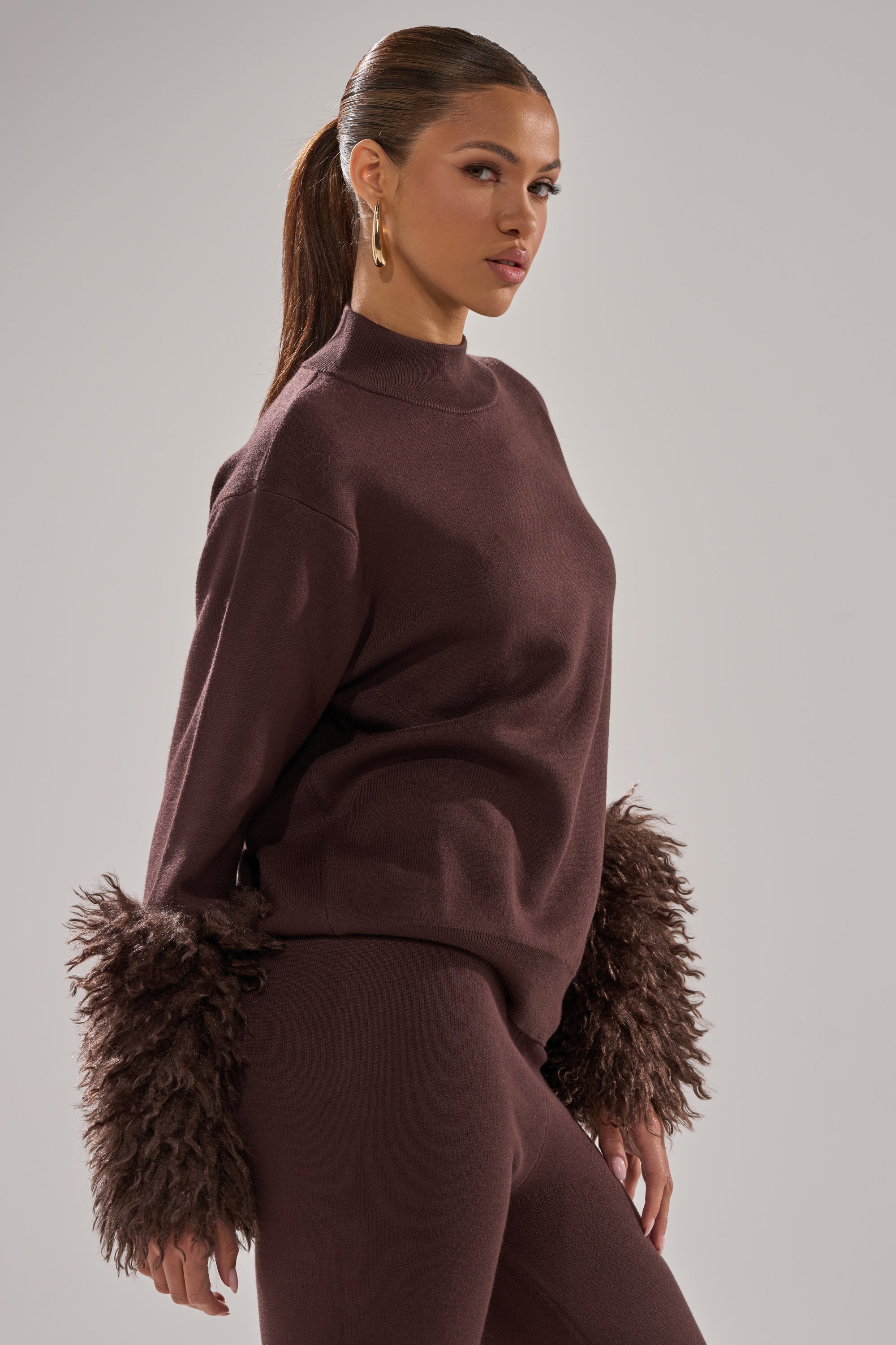 COZY VIBES SWEATER WITH FUR CUFF IN BROWN