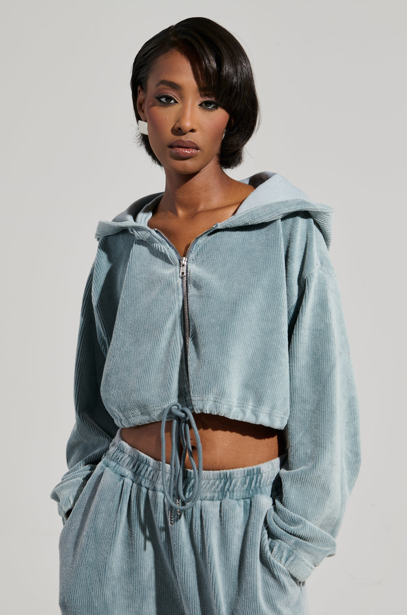 FREYA ZIP UP SWEATSHIRT