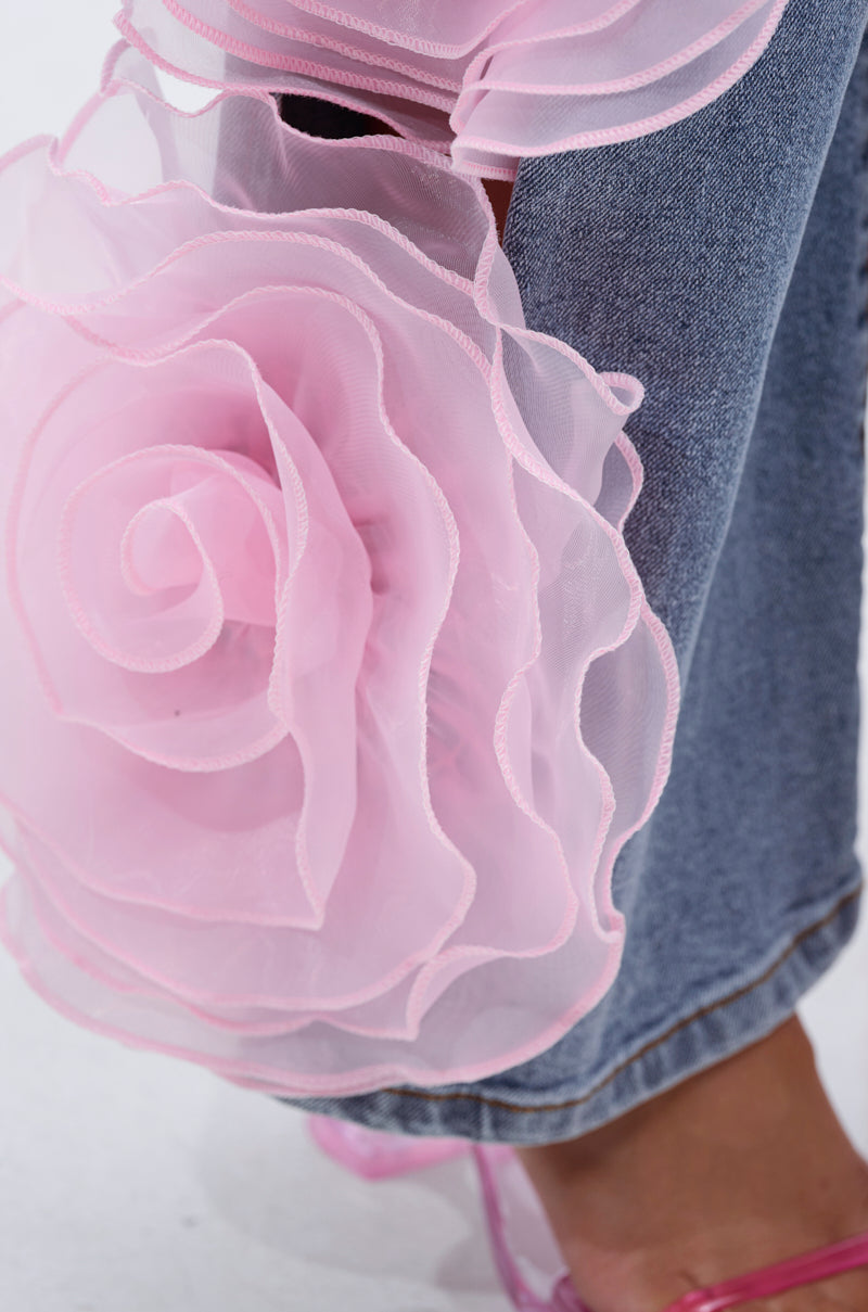 FLOWER GIRLIE APPLIQUE DENIM JEANS
