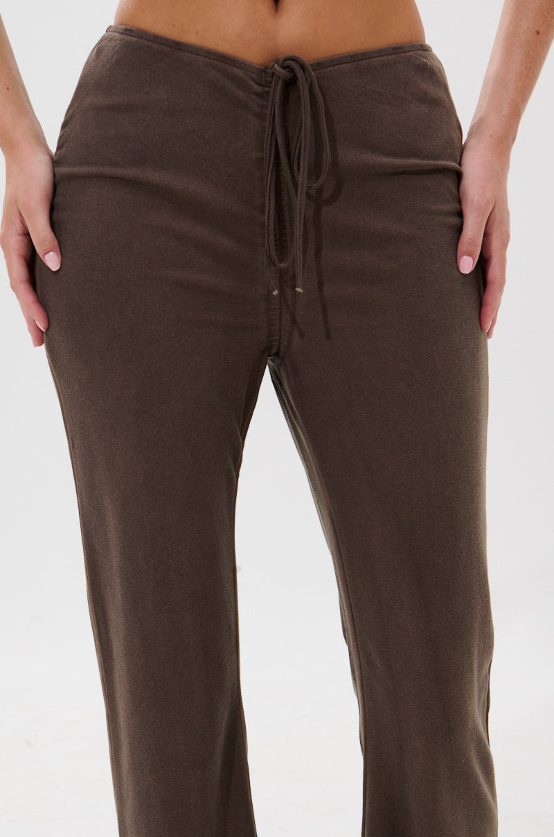 FESTIVAL LOW RISE RUCHED FLARE LEGGING