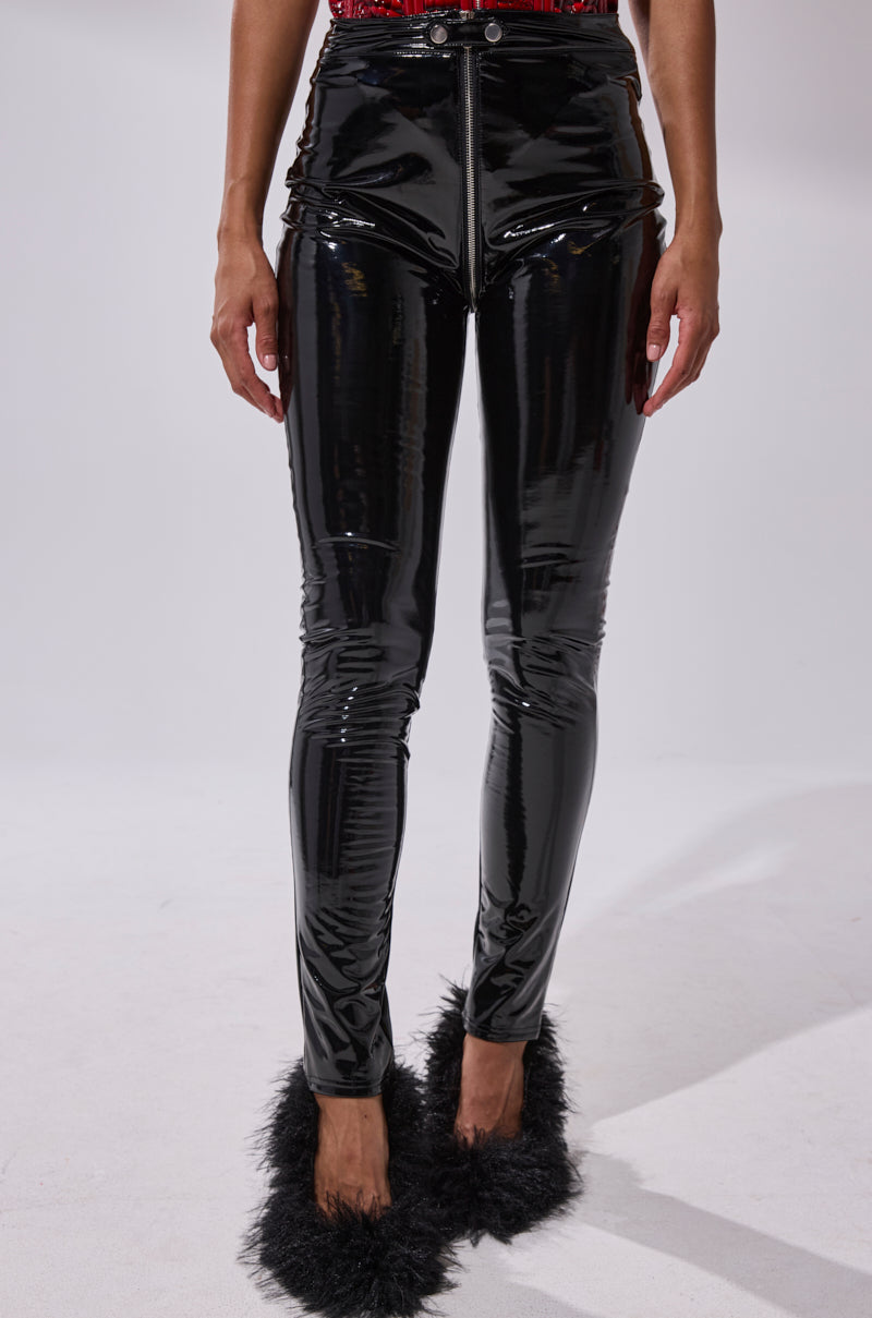 DROP IT LIKE ITS HOT VINYL LEGGING WITH ZIPPER