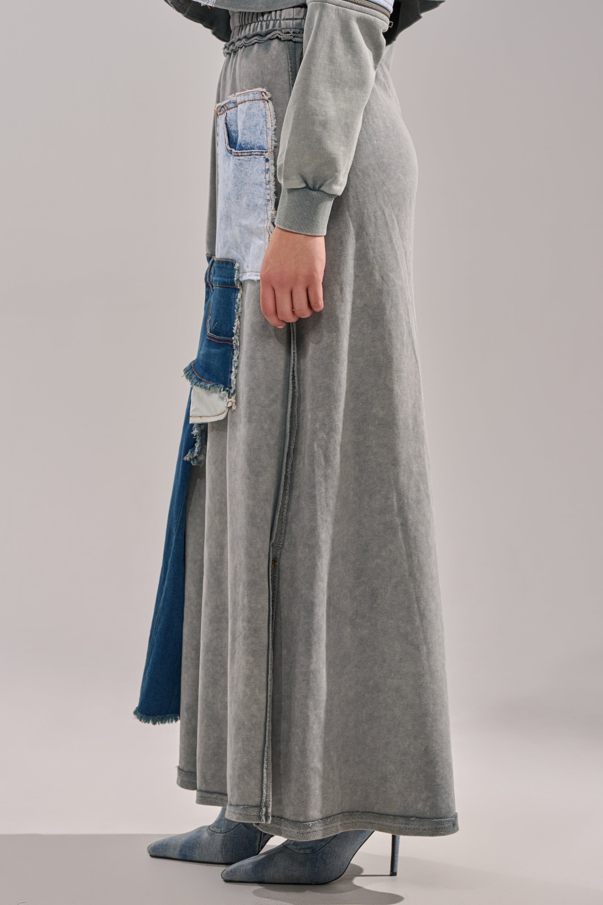 DENIM DREAMS ZIPPER DETAIL MAXI SKIRT