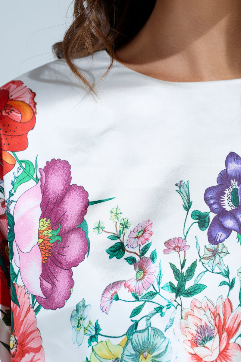 FULL BLOOM ZIP OFF SLEEVES BLOUSE