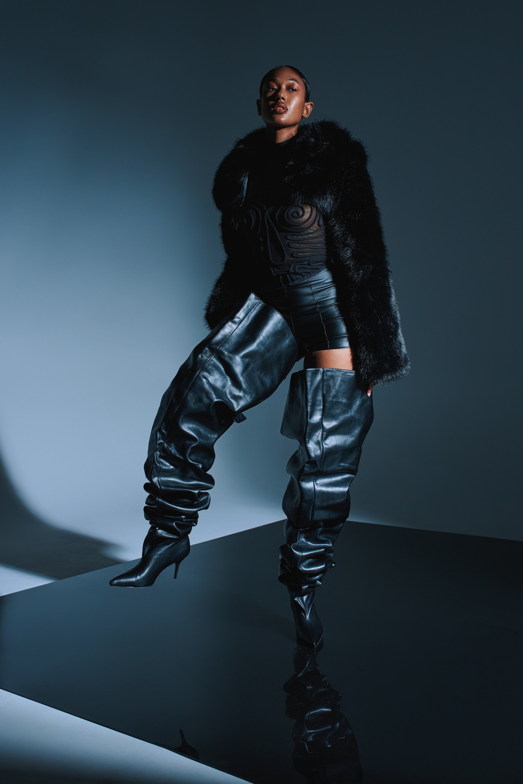 AZALEA WANG NEMY BLACK KITTEN HEEL THIGH HIGH BOOT