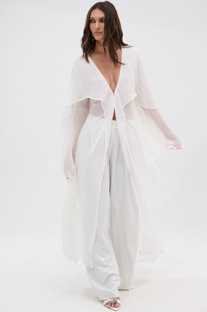 FLY AWAY WITH ME BLOUSE IN WHITE