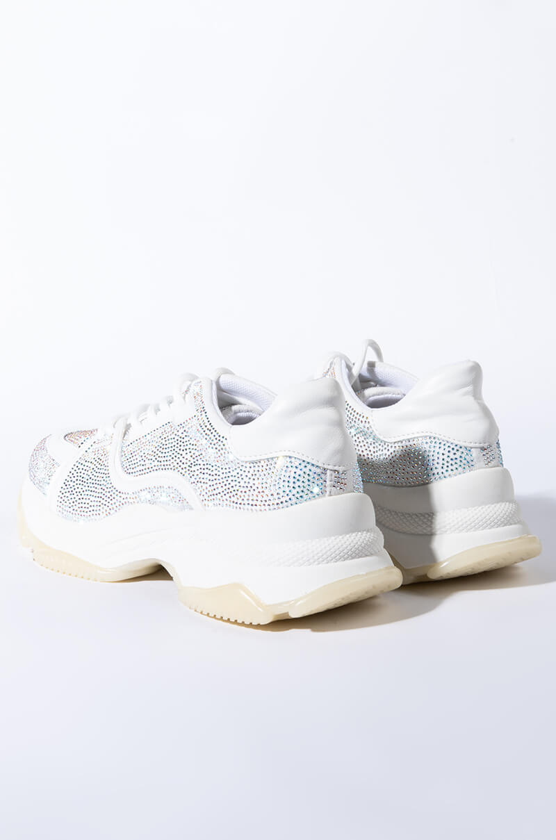 AZALEA WANG DIAMOND EYES FLAT SNEAKER IN WHITE