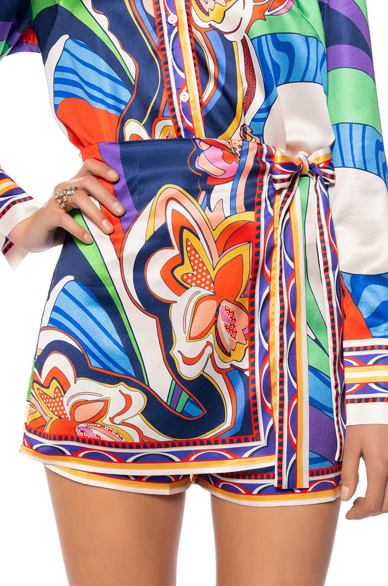 FEELING OTHERWORLDLY PRINTED TOP AND SKIRT SET
