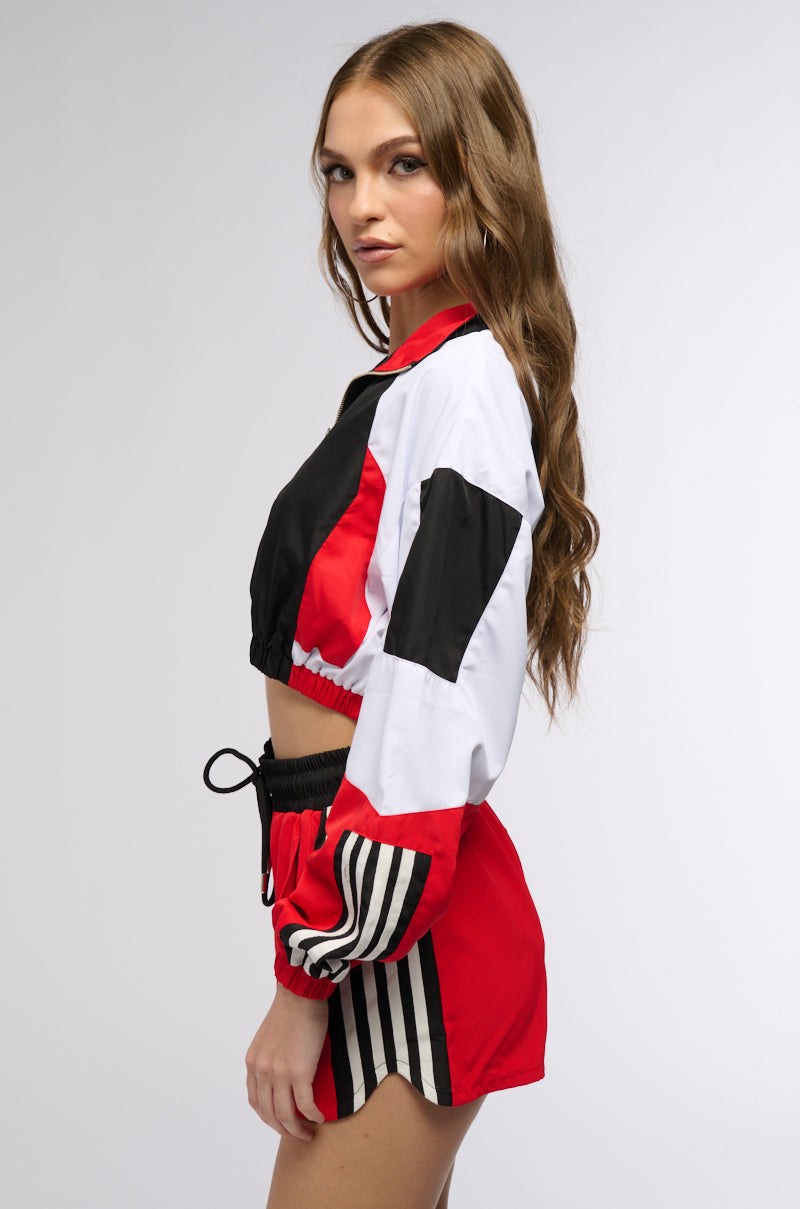 GAME TIME HALF ZIP CROP SWEATSHIRT
